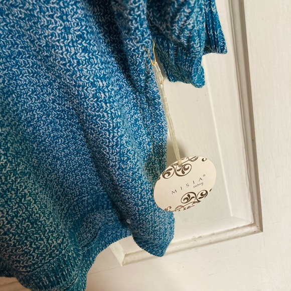 Sweater - Picture 2 of 4